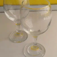 جام لیوان و بستنی خوری