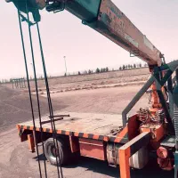 راننده جرثقیل خاور