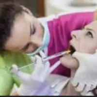 دندانپزشک خانم