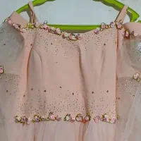 لباس مجلسی|لباس|فومن, |دیوار