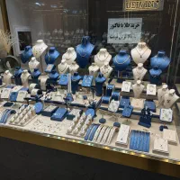 دکور ویترینی طلا