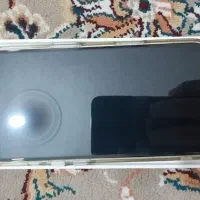 ایفون ۱۶ نرمال سفید ۱۰۰ درصد باتری