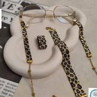 فروش و آموزش زیورآلات میوکی منجوق