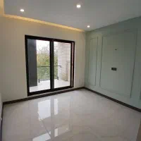 فروش مغازه ۳۳ متری /دو نبش/ ۱۷ متر حاشیه/صفر