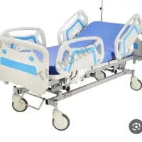 پرستار سالمند خانم