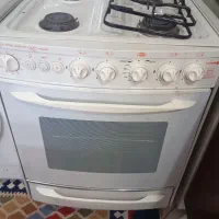 گاز ۴ شعله همراه با فر