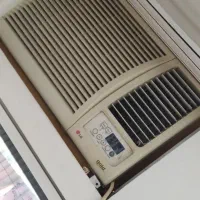 کولر پنجره ای بسیار تمیز