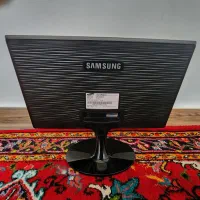 مانیتور ۱۹ اینچ