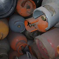 خرید و فروش کپسول گاز ۱۱ و ۲۵ کیلویی