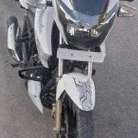 آپاچی ۱۸۰ مزایده