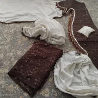 یالان و گوشواره
