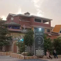 فروش مجتمع تجاری تاج محل باقیمت ویژه بدلیل مهاجرت|فروش مغازه و غرفه|فولادشهر, پارک کوهستان|دیوار