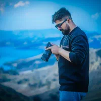 عکاس،فیلم بردار و ادیتور تولید محتوا