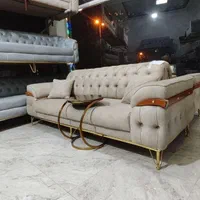 مبل کادیش. زیبا خوش رنگ