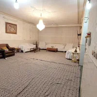 ویلایی دو نبش جنوبی/کوچه ۱۶ متری|فروش خانه و ویلا|قم, میرزائیه|دیوار