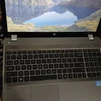 لپتاپ بدون خط و خش