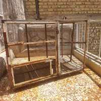 قفس نگهداری سگ یا پرنده