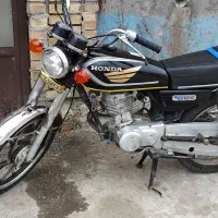 هندا ۱۲۵ دیوانه