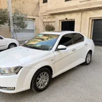 دنا پلاس سانروف دار