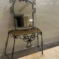 تخت و میز توالت فرفورژه|تخت و سرویس خواب|کرج, گوهردشت|دیوار