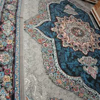 دو عدد قالی 12متری یکسال کار کرده