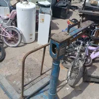 باسکول ۲۰۰کیلو عتیقه 9/500 بود امروز 6/900 بردسیر