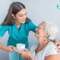 استخدام پرستار شبانه روزی برای زوج سالمند
