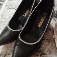 کفش مجلسی کرمی و مشکی|کیف، کفش، کمربند|پاکدشت, پاکدشت (مامازند)|دیوار