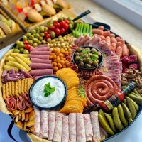 سفارش فینگر فود دسر ژله خرما و حلوا و چیز کیک