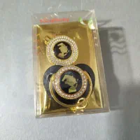 پستونک طلایی