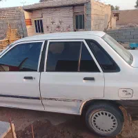 ماشین پراید خیلی تمیزه