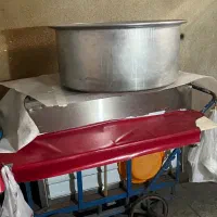 یخچال فالوده کرسی دار قالی