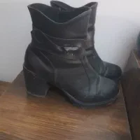 چکمه وکفش بچگانه|کیف، کفش، کمربند|بروجرد, |دیوار