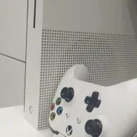 ایکس باکس وان اس یک ترابایت همراه کیف حمل