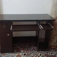 میز کامپیوتر تمیز بدون شکستگی یا زخم خوردگی|میز تحریر و کامپیوتر|سبزوار, قصبه شرقی|دیوار