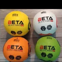 توپ والیبال و فوتبال بتا