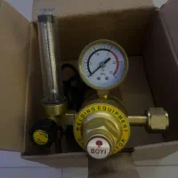 مانومتر یا رگلاتور co2