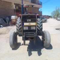 تراکتور ۲۸۵