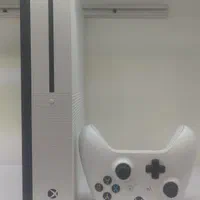 کنسول Xbox one s فول بازی دو دسته یک ترابایت|کنسول، بازی ویدئویی و آنلاین|کرج, کوی امامیه|دیوار