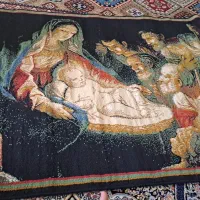 با سلام قالیچه مریم مقدس بفروش میرسد