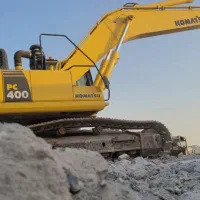 بیل مکانیکی و‌کمپرسی