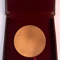 مدال مسابقات قهرمانی شنا|کلکسیون اشیاء عتیقه|تهران, امام زاده عبدالله|دیوار