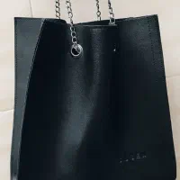 چندعدد کیف شیک ونو