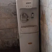 اب سرد کن با یخچال و فریزر