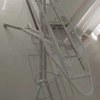 میز اتو پایه دار