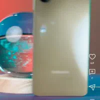 گوشی موبایل.