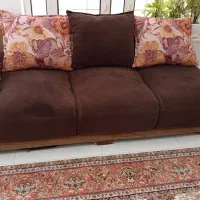 مبل سه نفره