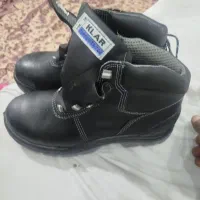 کفش کار ایمنی