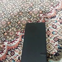 گوشی a14 آب خورده اما روشنه