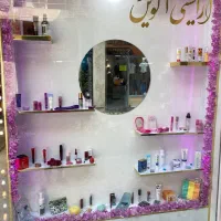 ویترین مغازه
